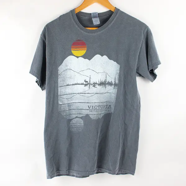 Gildan Victoria British Columbia Gray Graphic T-Shirt Men's Medium