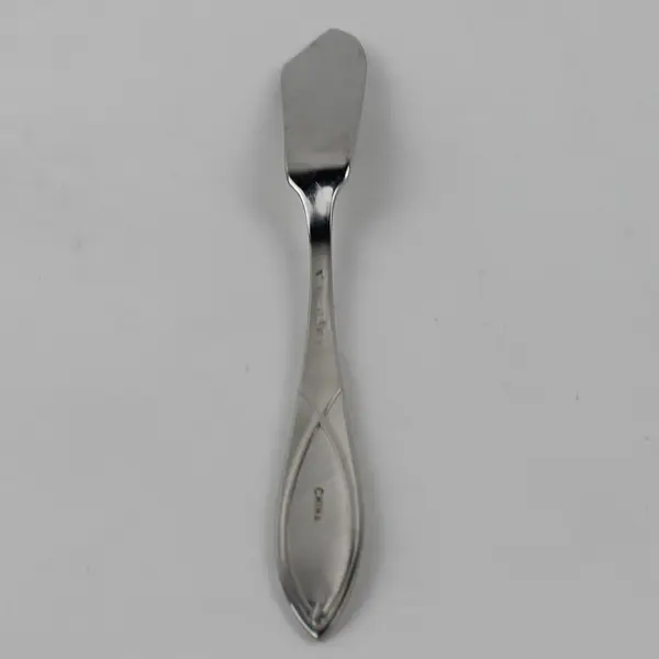 Wallace Silver Gold Vista Pattern Gold Accent 18/8 SS Butter Knife Rare 6.5"