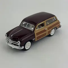 Signature  1949 Ford Woody Wagon 1:38 Scale Brown Die Cast Car SS5737