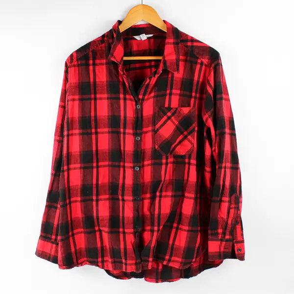 Time And Tru Red and Black Plaid Button-Up Women's Size XXL