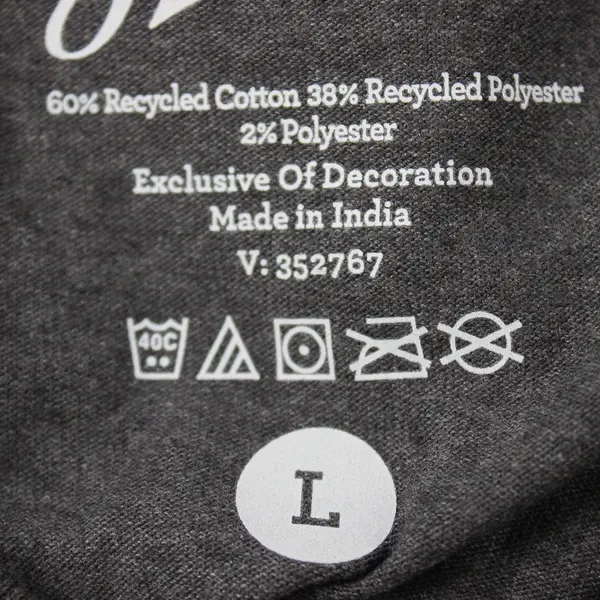 Jostens Class of 24 Gray Short-Sleeved T-Shirt Adult's Size Large