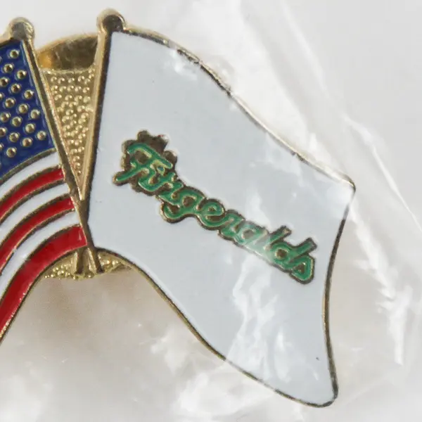 Fitzgeralds Casino Reno Nevada USA Flag Gold Tone Metal Lapel Hat Pin