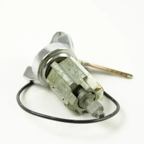 E-tron US104L Ignition Lock Cylinder & Keys