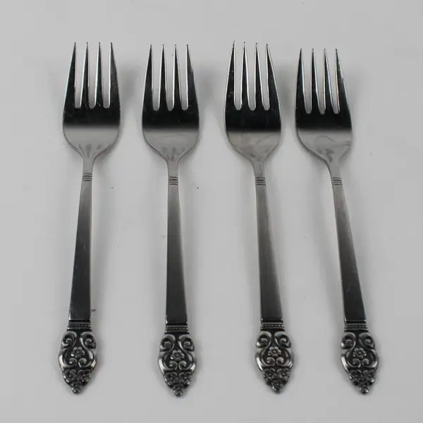 Lot of 4 S.S.S. By Oneida Silver Erika Pattern Salad Forks 6.25" Long Good