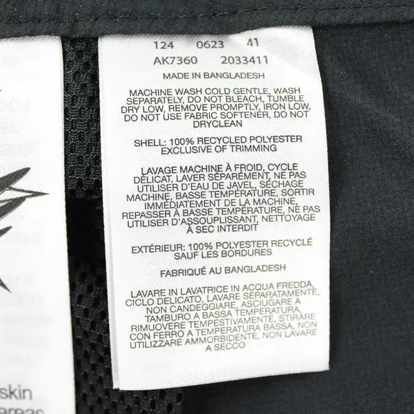 NWT Columbia Women's 14 Black Omni-Shade Silver Ridge Utility Active Fit Capris