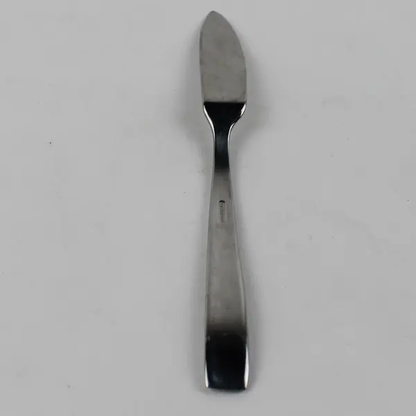 Oneida Silver Entwine Pattern 18/0 SS Flat Handle Butter Knife 7" Rare Good