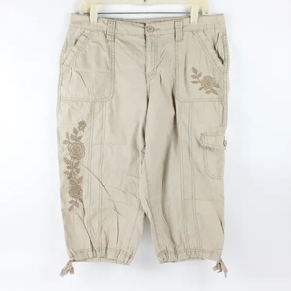 St. Johns Bay Women's 10 Tan Floral Embroidered Drawstring Cuff Capri Pants