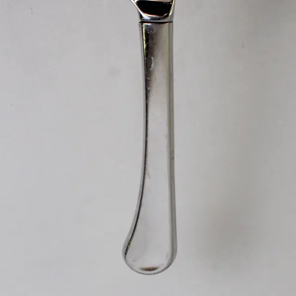 Lot of 2 Oneida Silver Caprice Pattern 18/8 SS Dinner Knives 9.5" Good