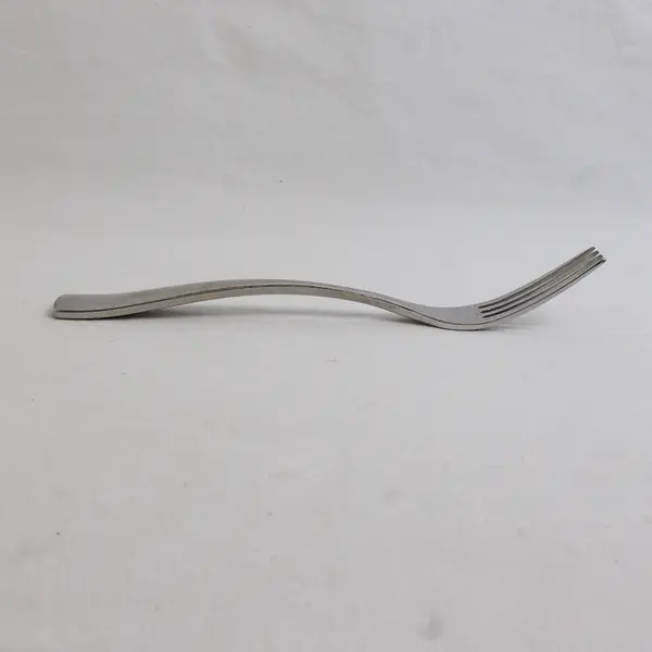 Oneida Silver Curva Pattern 18/10 Stainless Salad Fork 7.5" Good Rare HTF Piece