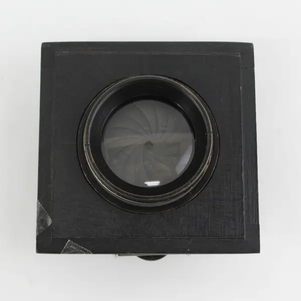 Schneider-Kreuznach Xenar f:4.5 F21 cm Lens and Shutter No253889