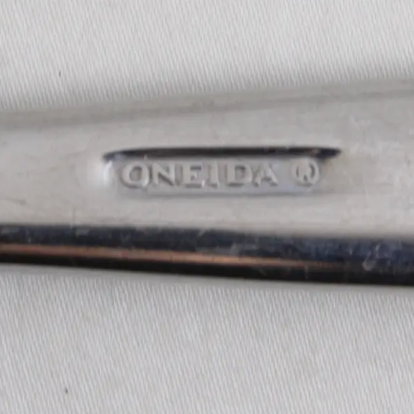 Oneida Silver Culinaria Pattern 18/0 Stainless Cold Meat Serving Fork 9" Rare