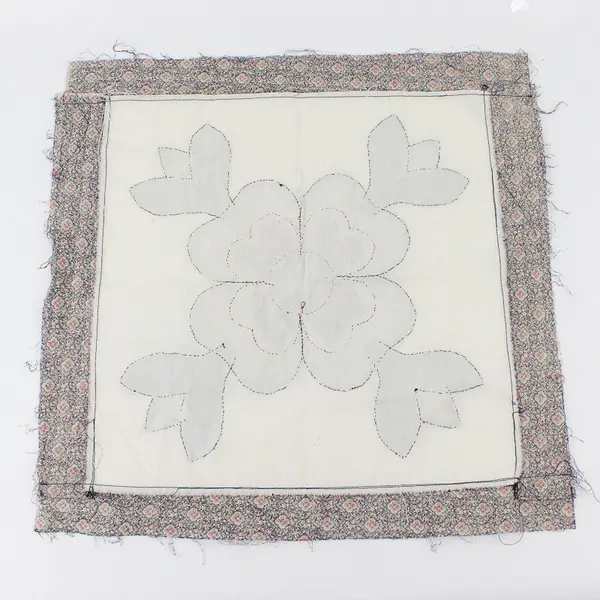 Vintage Handmade Flower Quilt Block 17" x 17" Red White Blue