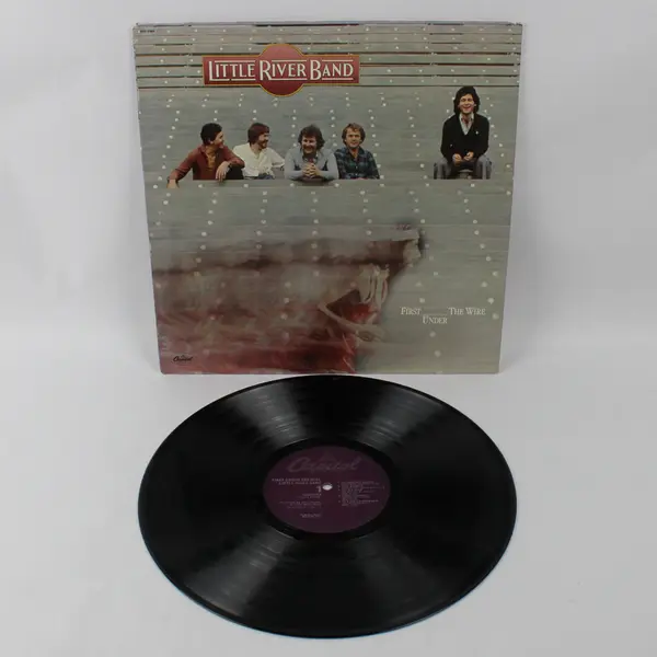Little River Band First Under The Wire Vinyl  Capitol SOO-11954