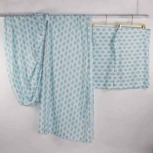  Lot Of 4 Mainstays White/Teal Full Sized Bed Set (Fitted, Flat, 2 Pillowcases)