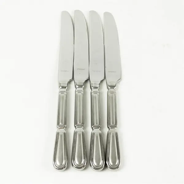 Set of 4 Oneida Palladian "New French" Hollow Stainless Knives