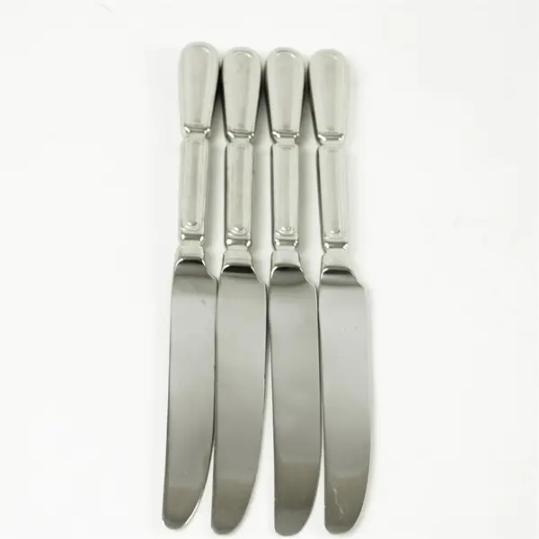 Set of 4 Oneida Palladian "New French" Hollow Stainless Knives