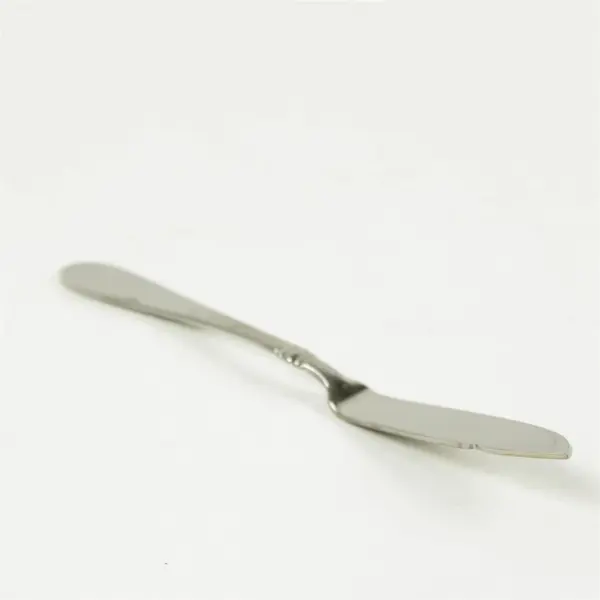 Set of 2 Oneida Avondale Stainless Flat Handle Master Butter Knives