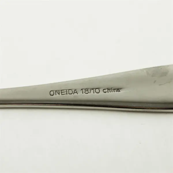 Set of 2 Oneida Avondale Stainless Flat Handle Master Butter Knives