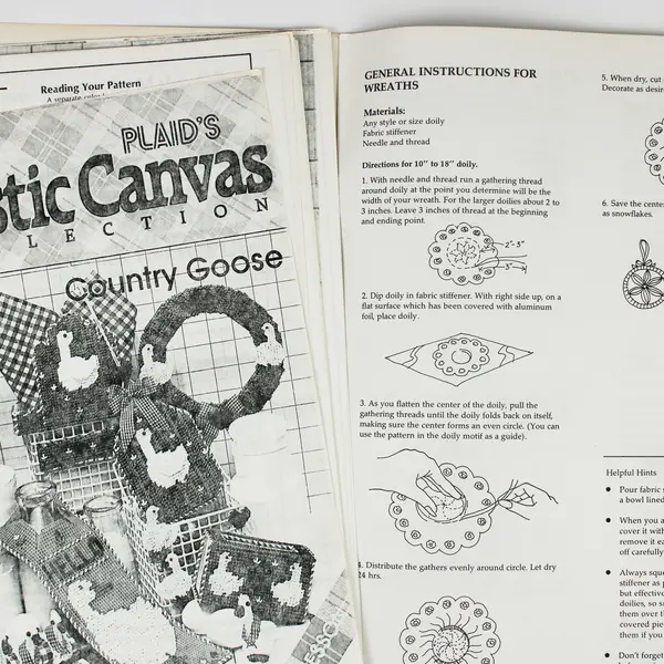 Lot 3 Vtg. Pattern Books: Plastic Bottle Fun, Victorian Memories & Doily Wreaths