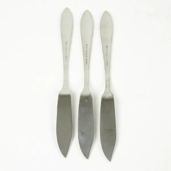 Set of 3 Oneida Windward Stainless Flat Handle Master Butter Knives