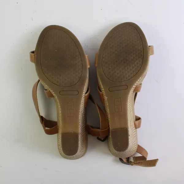 Aerosoles Beige Strappy Slingback Wedge 4" Heel Sandal Women's 10W
