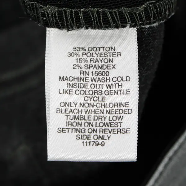 Liz Claiborne Gray Classic Slim Leg Shorts Women's Size 16