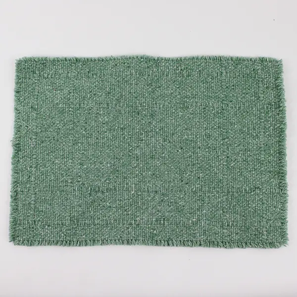 Lot Of 2 Unbranded Solid Green Color Woven Fabric Placemats 19.25" x 13.25"