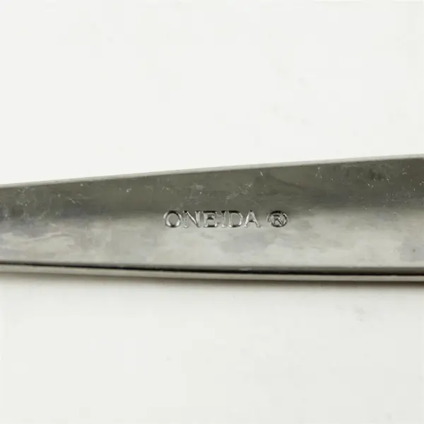 Set of 5 Oneida Dylan Stainless Teaspoons