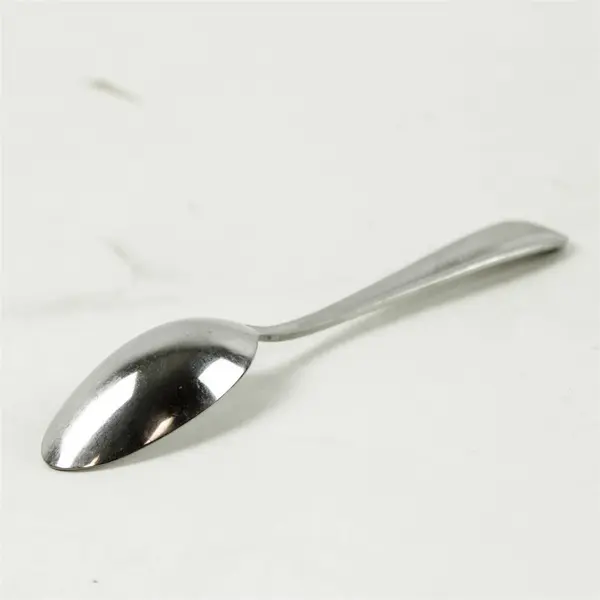 Set of 2 Oneida Dylan Stainless Place/Oval Soup Spoons