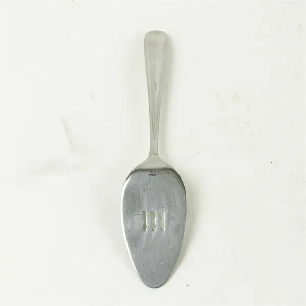 Oneida Dylan Pierced All Stainless Pie Server