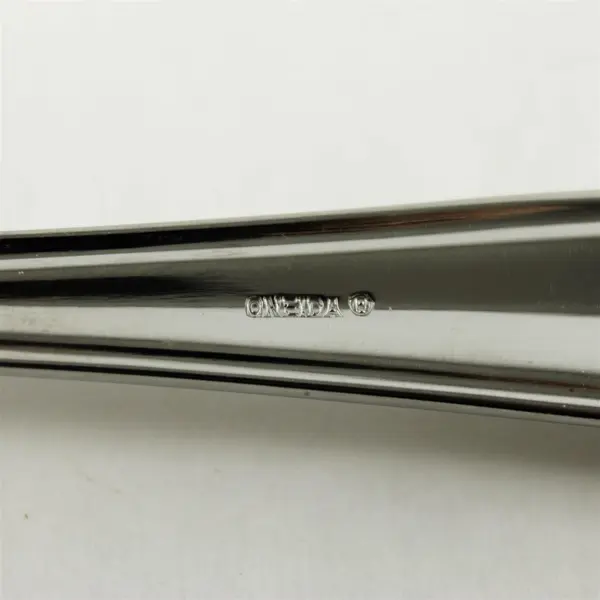 Oneida Dylan Pierced All Stainless Pie Server