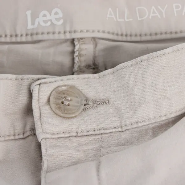 Lee Off-White All Day Pant Women's Size 16 Short FLAWED