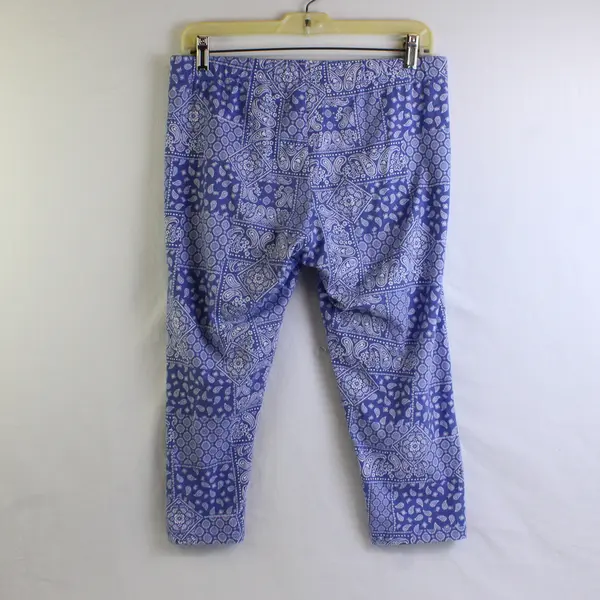 No Boundaries Periwinkle Blue Paisley Capri Leggings Juniors' Large 11-13