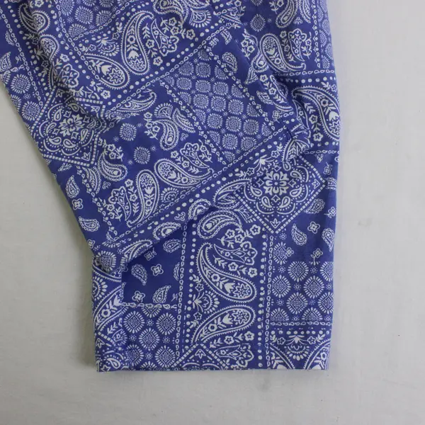 No Boundaries Periwinkle Blue Paisley Capri Leggings Juniors' Large 11-13