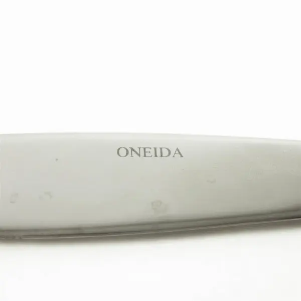 Lot of 2 Oneida Southwyck Stainless Steel Butter Knives