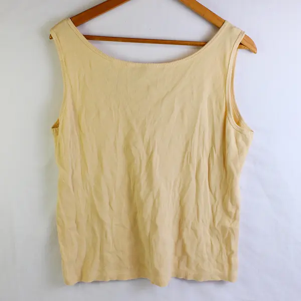 First Issue by Liz Claiborne Butter Yellow Tank Top Sequin Neckline Women's XL