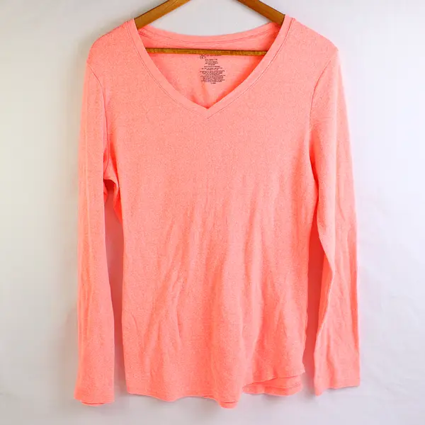 No Boundaries Coral Pink Long-Sleeved V-Neck T-Shirt Juniors' Size XXL 19