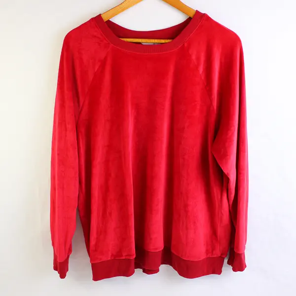Secret Treasures Fuzzy Red Long-Sleeved Pajama Top Women's XL 16-18