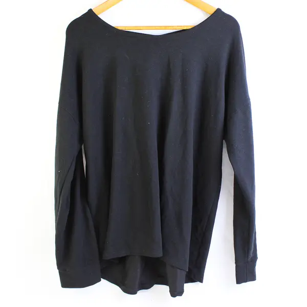 Danskin Now Solid Black Long-Sleeved Crisscross Back Top Women's Size XL 16-18