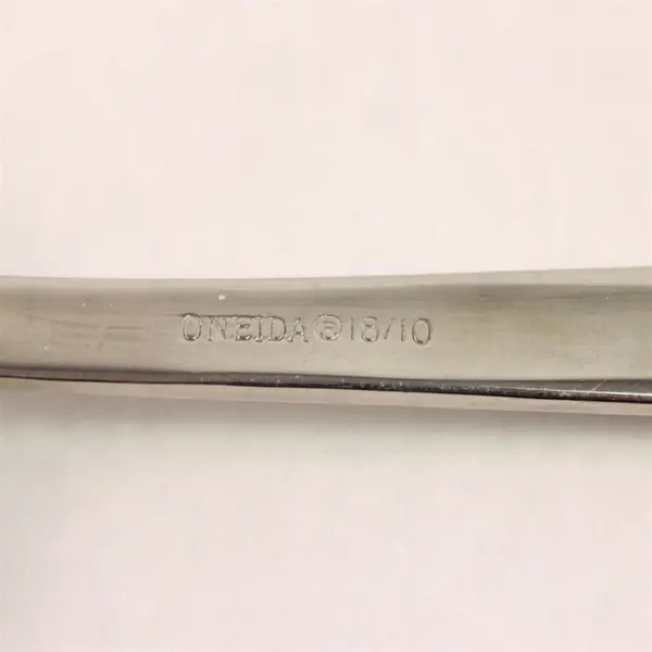 Oneida Silver Perspective Pattern 18/10 Stainless Serving Fork 8.88" Good Rare