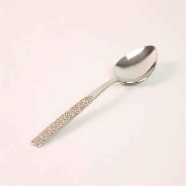 Lot of 8 Oneida Silver Montage Pattern Black Accent SS Teaspoons 6.25" Rare Find