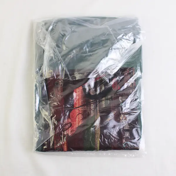 NWOT Vtg Oneita Adult S Dark Green Totem Pole Graphic Short Sleeve T-Shirt