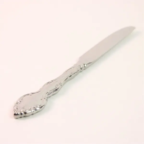 Lot of 6 Oneida Silver Mikayla Pattern Stainless Solid Dinner Knives 9.5" Rare