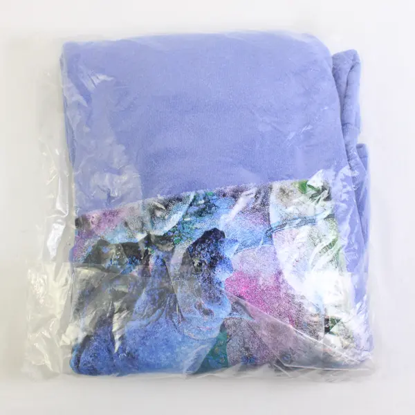 NWOT Vtg Comfort Colors Adult S Lilac Rhino Graphic Crew Neck Pullover Sweater