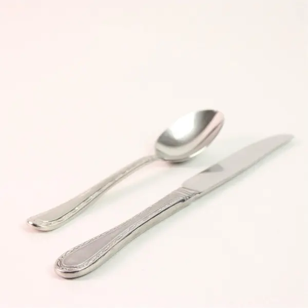 Lot of 3 Oneida Silver Merlot Pattern 18/10 SS 1 Soup Spoon 2 Knives Rare Pieces