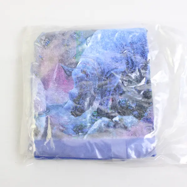 NWOT Vtg Comfort Colors Adult M Lilac Rhino Graphic Short Sleeve T-Shirt