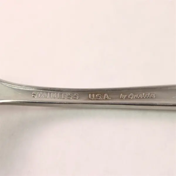 Lot of 4 Oneida Silver Morning Lace Pattern SS 3 Salad Forks 1 Sugar Spoon Rare