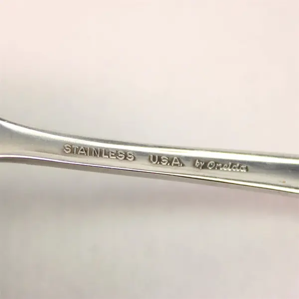 Oneida Silver Morning Lace Pattern SS Solid Gravy Ladle 7.75" Rare HTF Piece