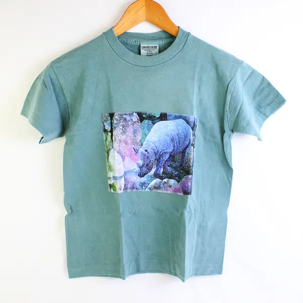 NWOT Vtg Comfort Colors Adult M Lilac Rhino Graphic Short Sleeve T-Shirt