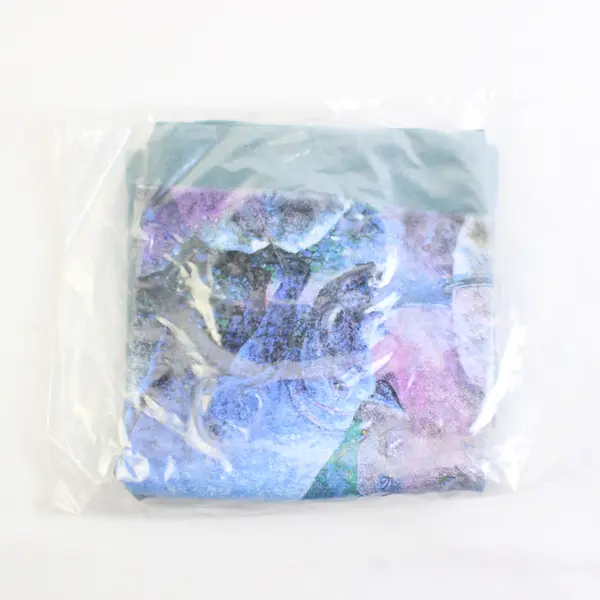 NWOT Vtg Comfort Colors Adult M Lilac Rhino Graphic Short Sleeve T-Shirt